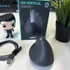 Kép 7/7 - Logitech MX Vertical Advanced Ergonomic Graphite (910-005448) vezeték nélküli vertikális egér