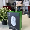 Kép 3/10 - razer-viper-v2-pro-white-gamer-eger-doboz
