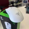 Kép 8/10 - razer-viper-v2-pro-white-gamer-eger-hatul