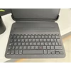 Kép 4/6 - Logitech Slim Folio PRO iPad Pro 11" tablethez (1. és 2. generációs) Grafit QWERTZ 