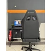 Kép 8/9 - Oversteel DIAMOND - Professional fekete Gamer Forgószék
